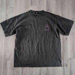 Indy + Pippa Women's Ghost T-shirt Grey and Pink, Oversized Medium (A6)